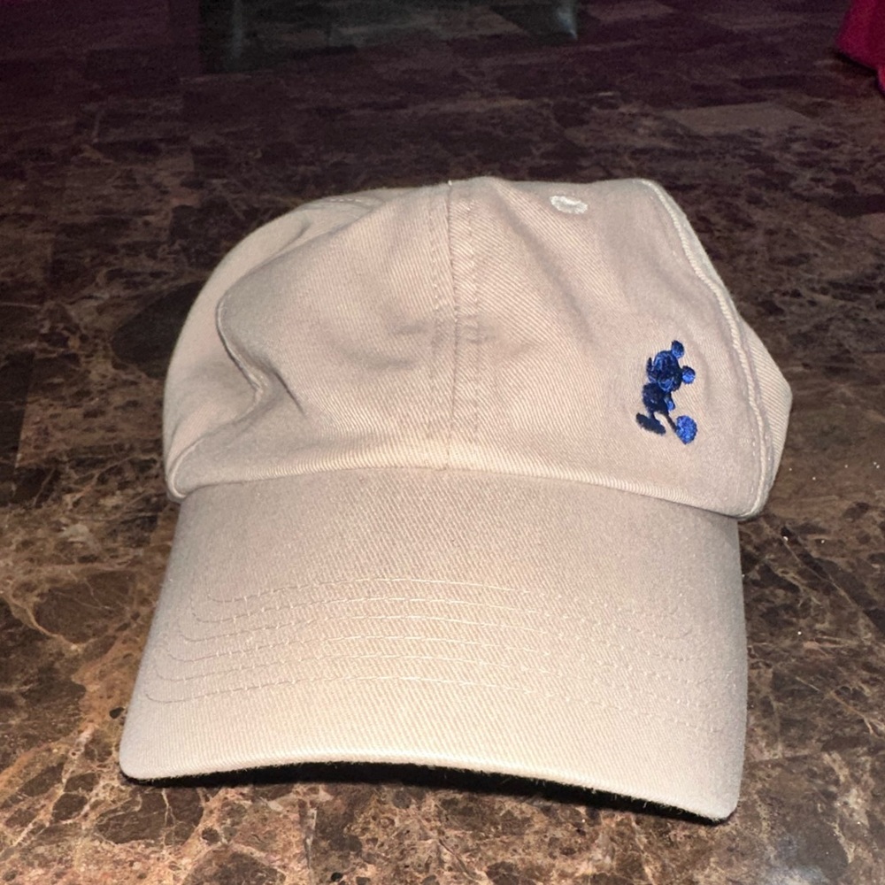 Mickey mouse cap - Picture 2 of 5